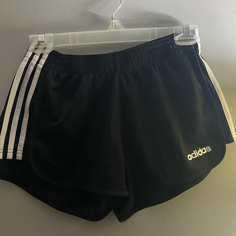 ADIDAS ATHLETIC SHORTS